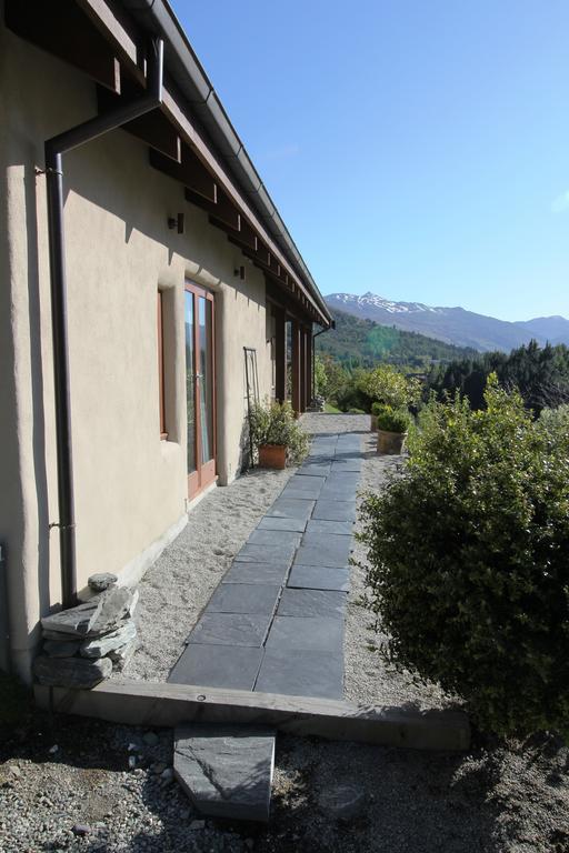 The Paddock Straw Bale Luxury Holiday House Arthurs Point Room photo