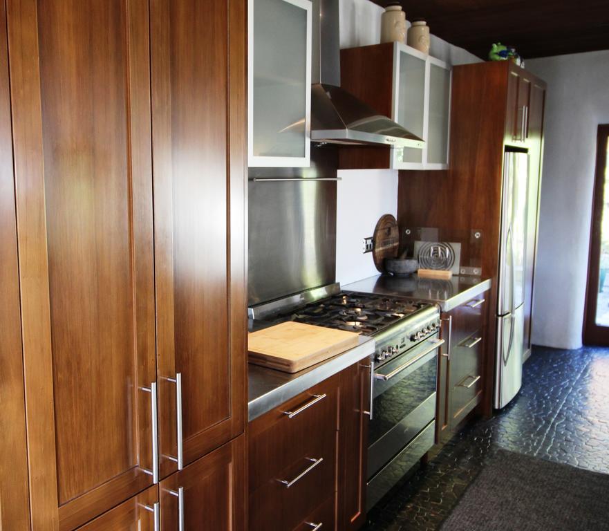 The Paddock Straw Bale Luxury Holiday House Arthurs Point Room photo