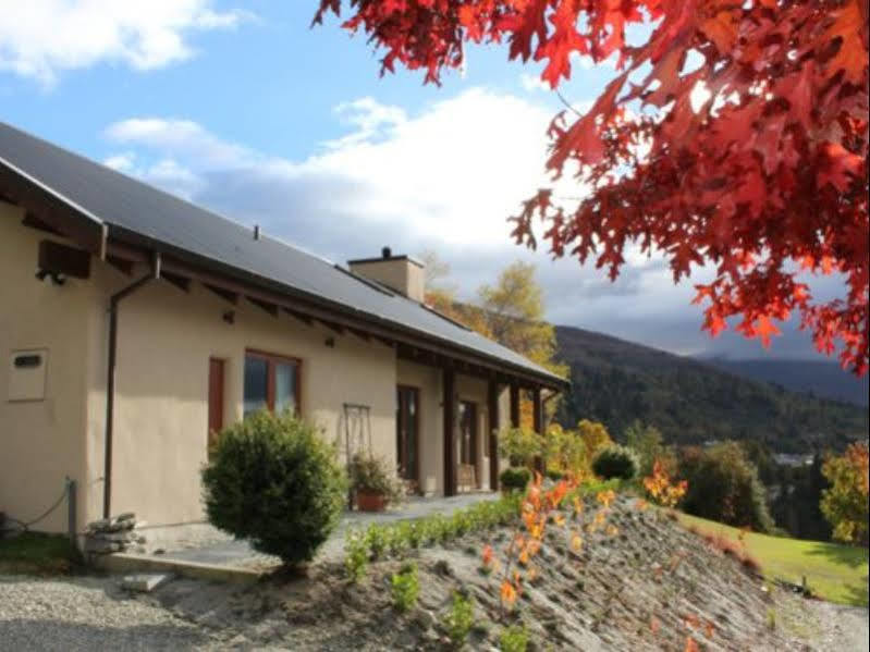 The Paddock Straw Bale Luxury Holiday House Arthurs Point Exterior photo