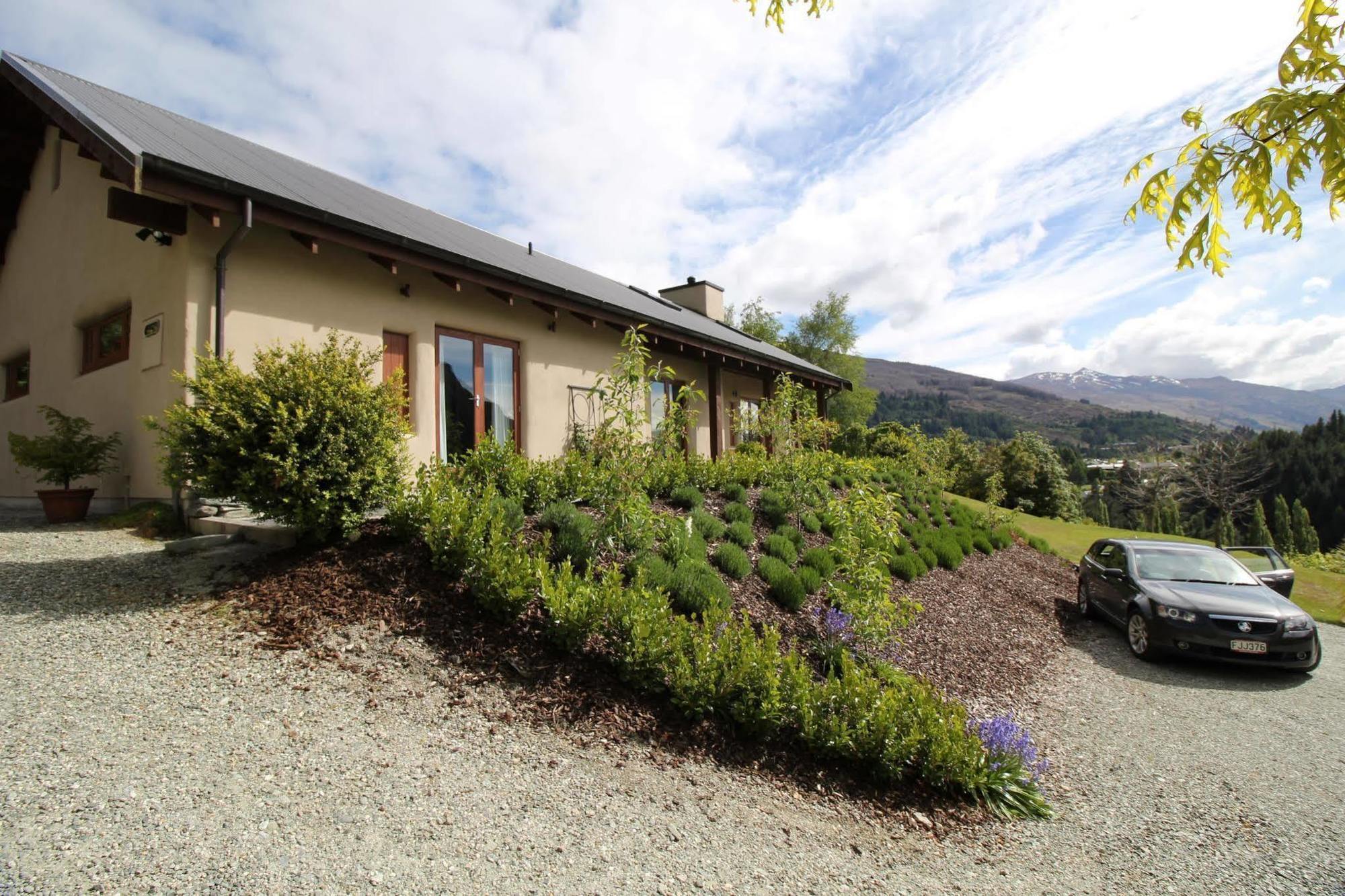 The Paddock Straw Bale Luxury Holiday House Arthurs Point Exterior photo
